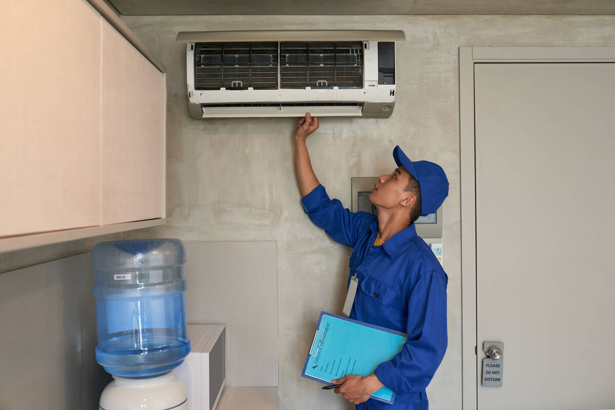 Causes And Solutions For Your Air Conditioner Dripping Water